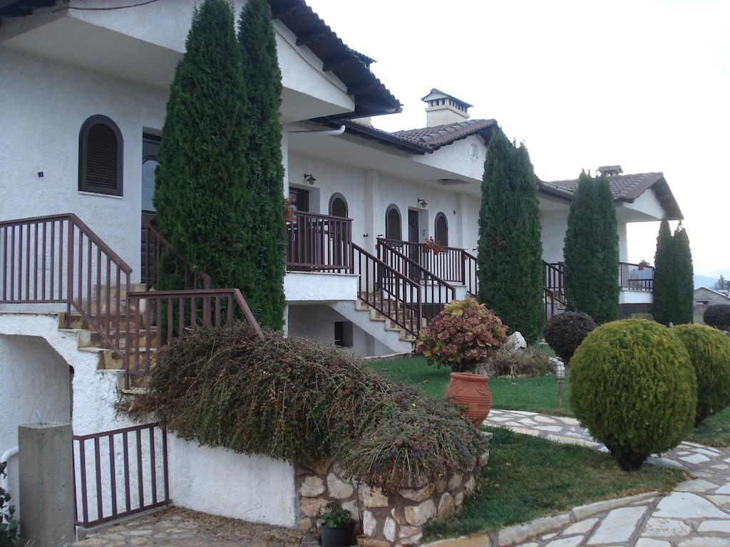 Village Naiades Кастория Экстерьер фото