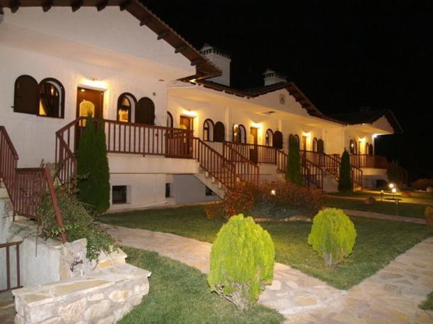 Village Naiades Кастория Экстерьер фото